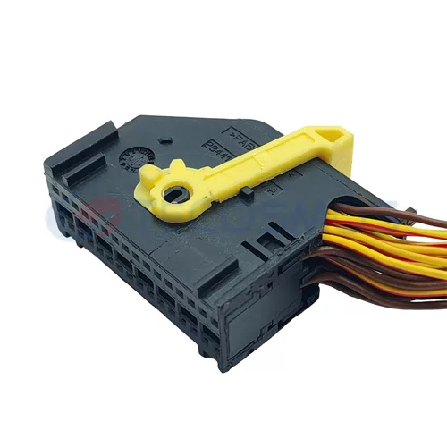Waterproof Wire Connector Cable Harness Automotive Enclosure Connector for Luxgen 32pin Female 214468-1001 - image 2